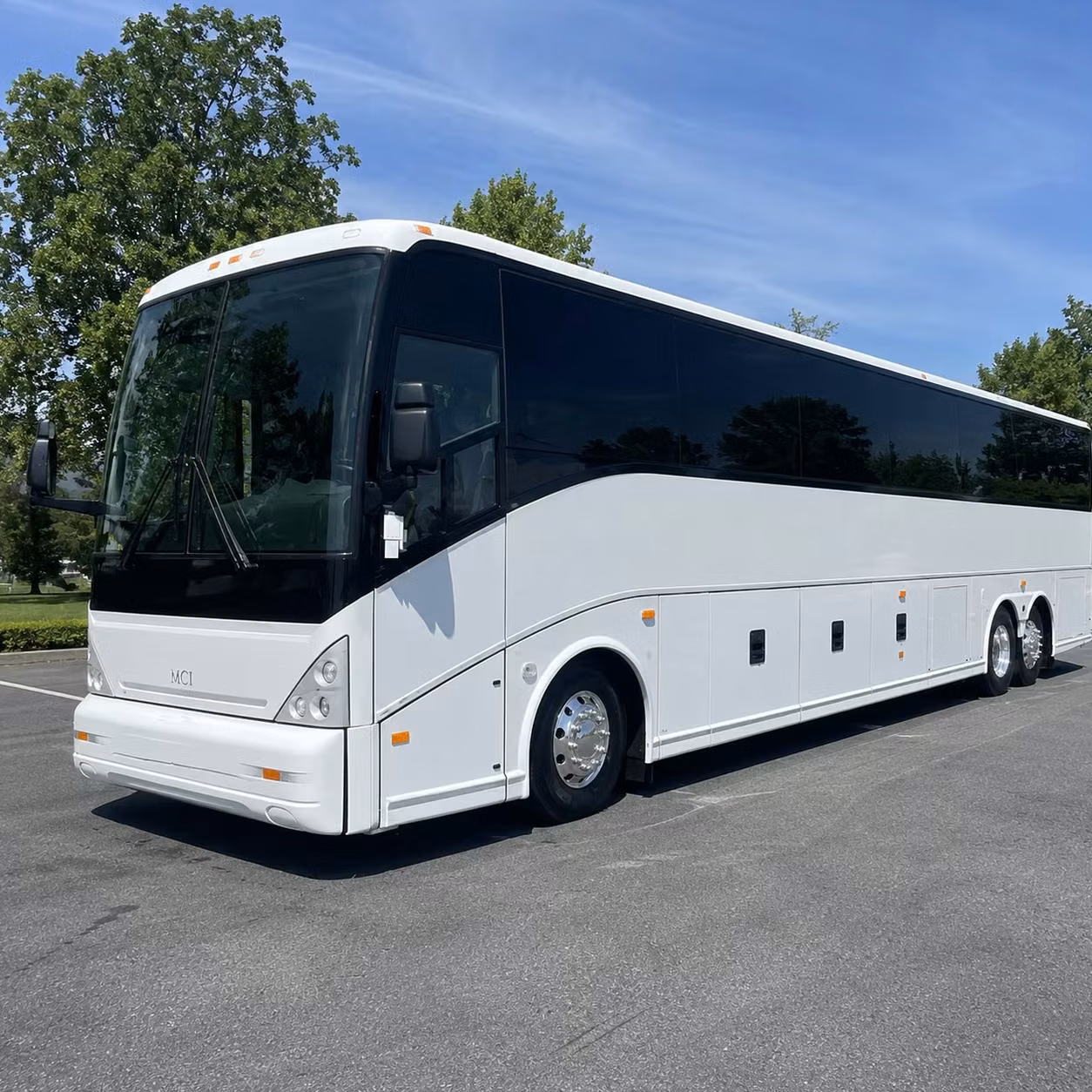 bus rental options for pasadena trips
