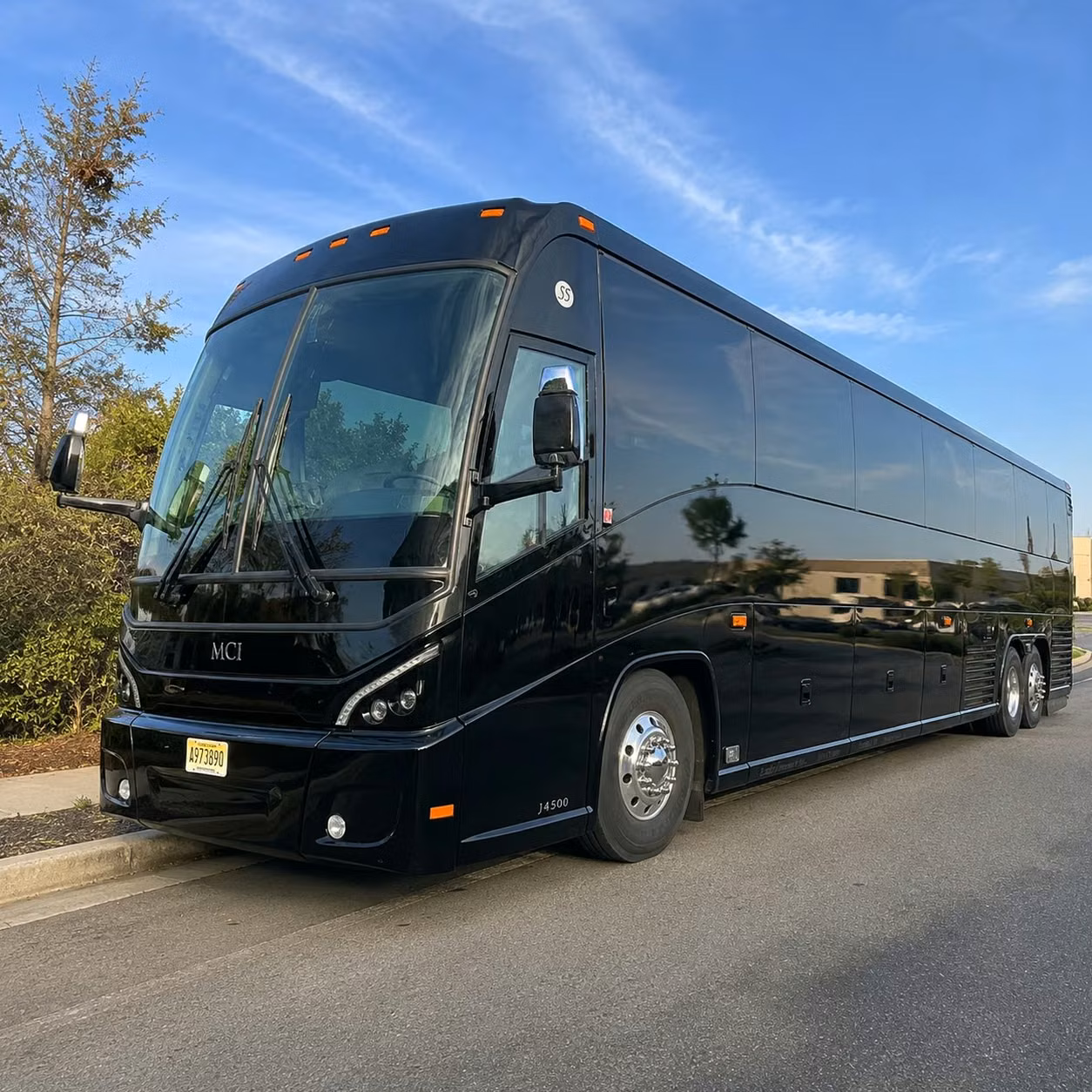 military personnel transportation near ellington field joint reserve base